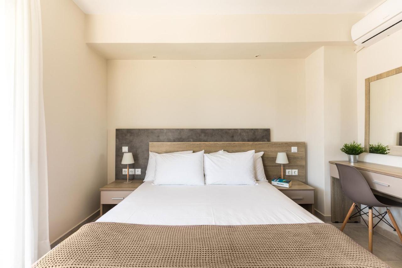 V Luxury Apartments Posidi מראה חיצוני תמונה
